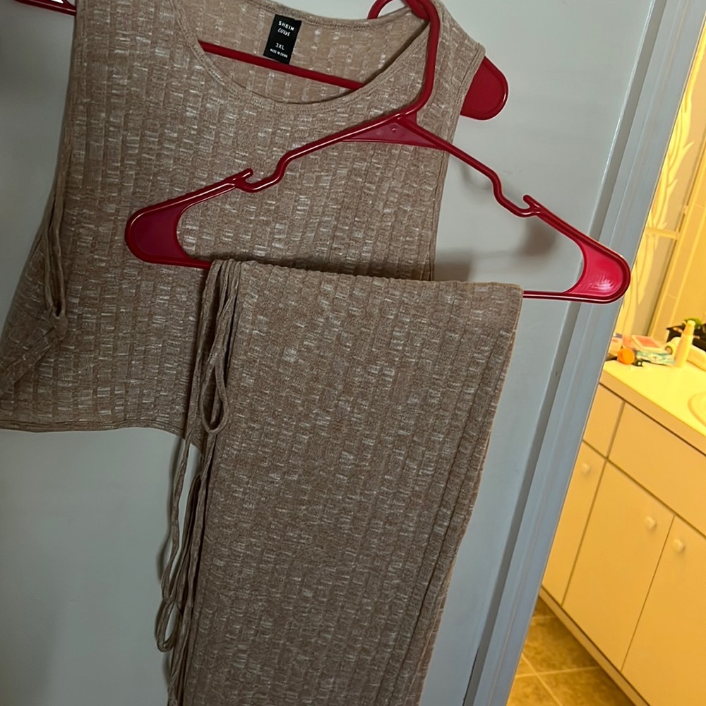 2 piece set